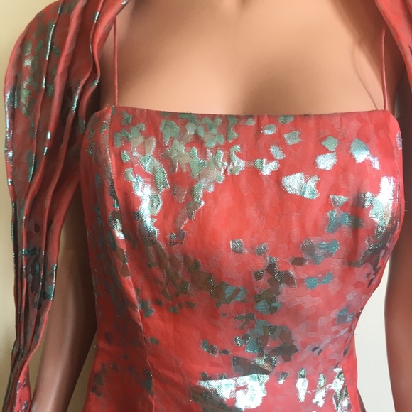 🌹PRISTINE VINTAGE SPANISH SILK DRESS EMBOSSMENTS - Picture 2 of 7